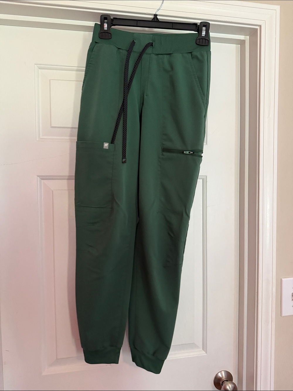 Women’s Deep Green Tech scrub Pants with Zip Pocket